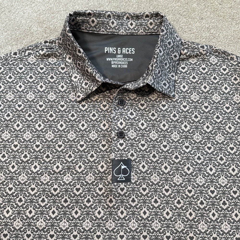 Pins & Aces Polo Shirt L Men's Performance Golf Stretch Brown Poker Cards AOP - Picture 4 of 7